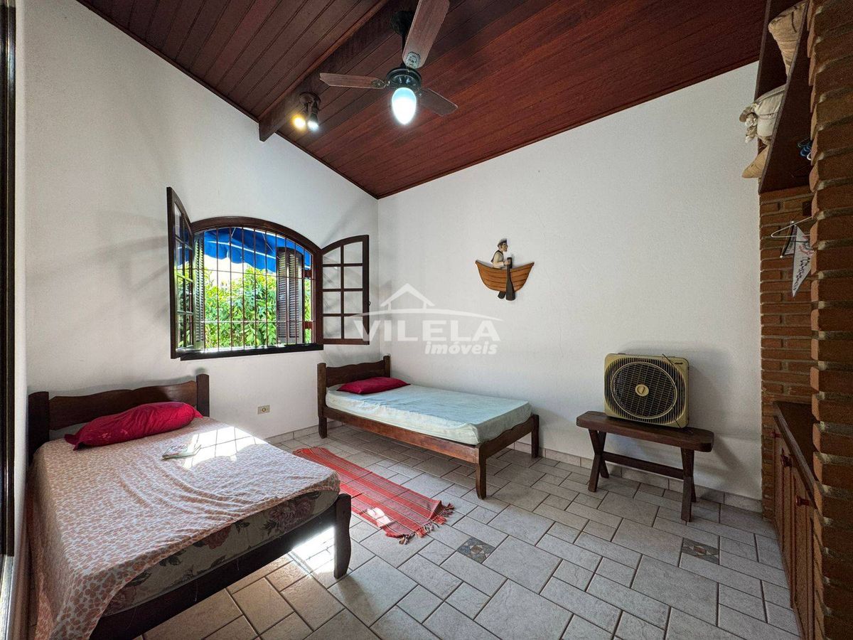 Casa com Piscina-Lado Praia-Bairro Indaiá-Caraguatatuba-Sp