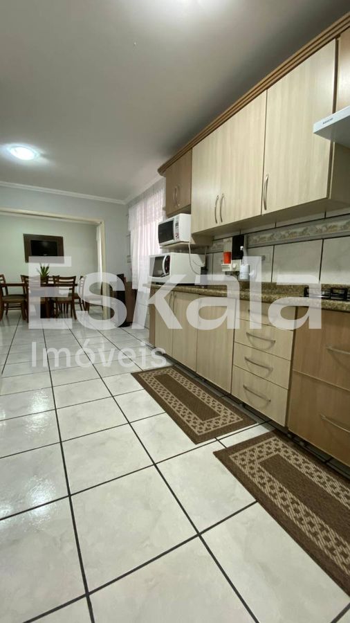 Casa Mobiliada Com 01 suíte + 03 Quartos Czerniewicz - Jaraguá Do Sul