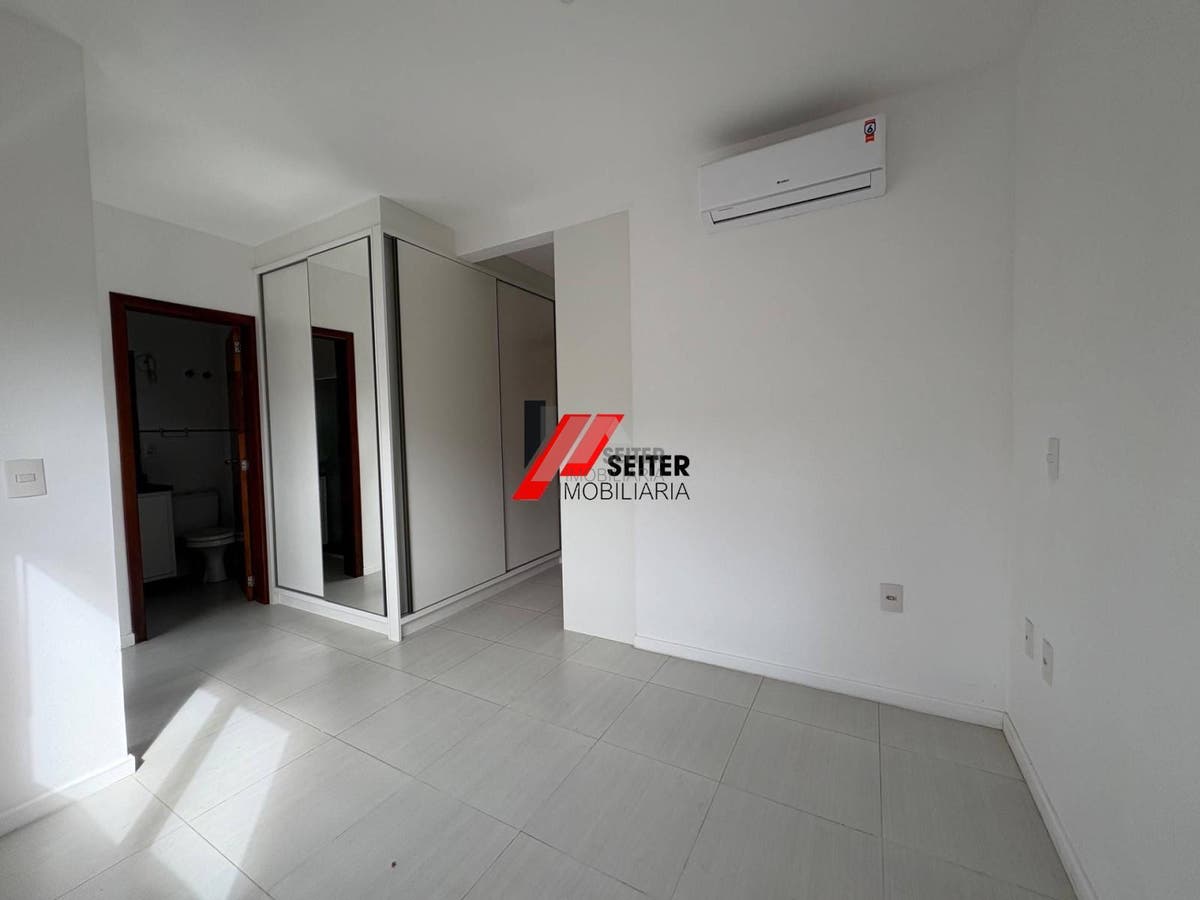 Casa 3 dormitórios com suite venda campeche florianópolis