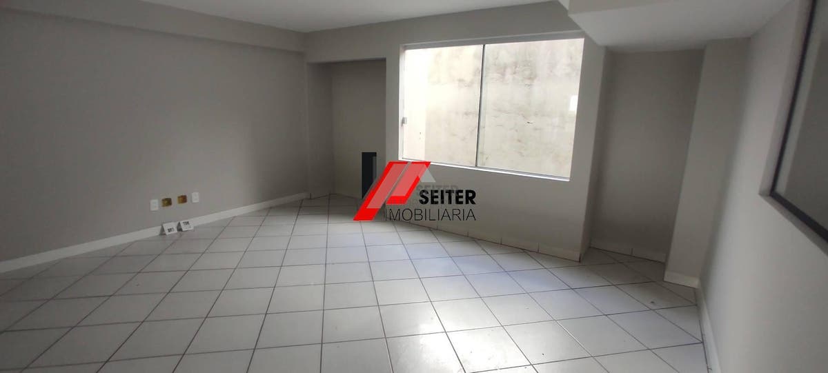 Loja /sala comercial no estreito para venda