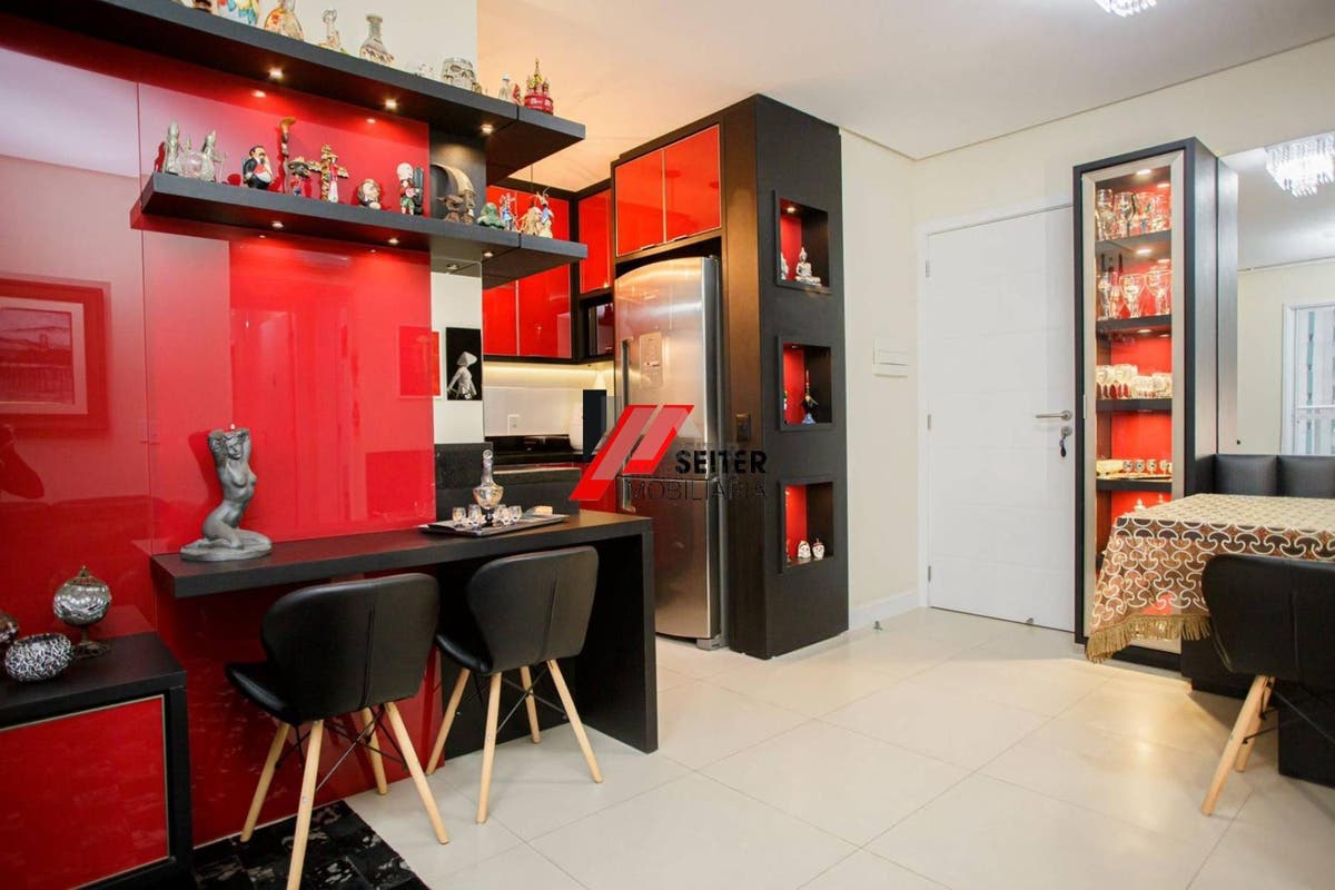 Apartamento à venda no bairro Trindade em Florianópolis.