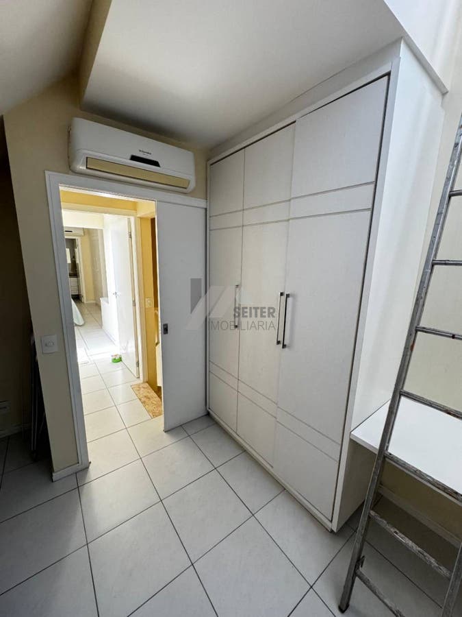 Cobertura 3 suites alugar Trindade florianopolis