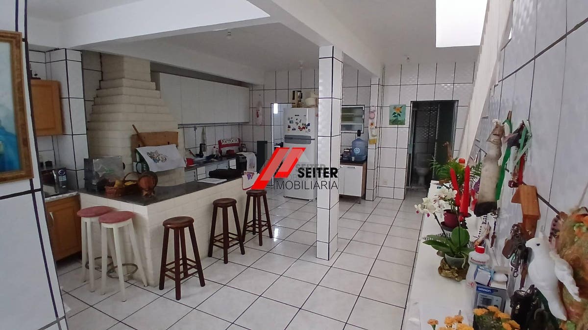 Casa à venda na trindade florianópolis