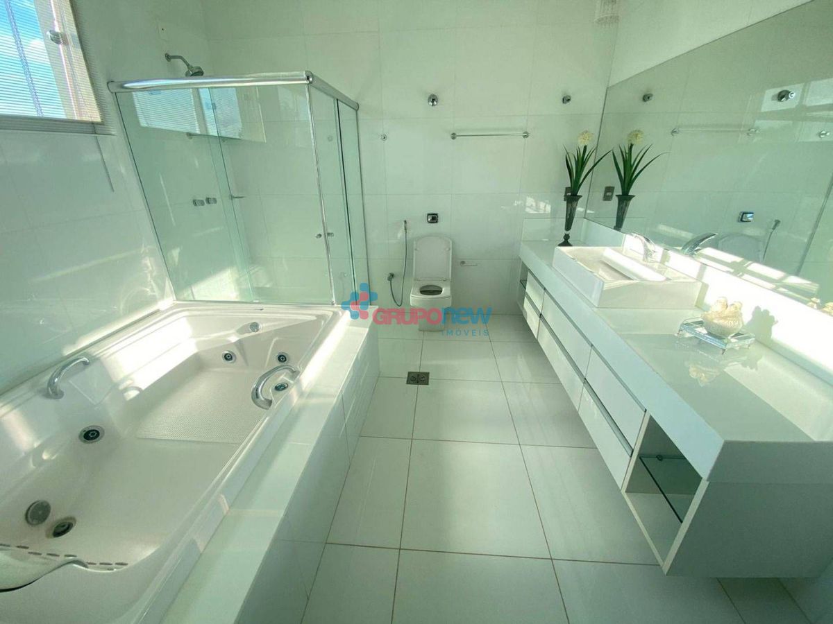 Casa de Condomínio com 6 quartos, Condomínio Condados de Bouganville - Lagoa Santa
