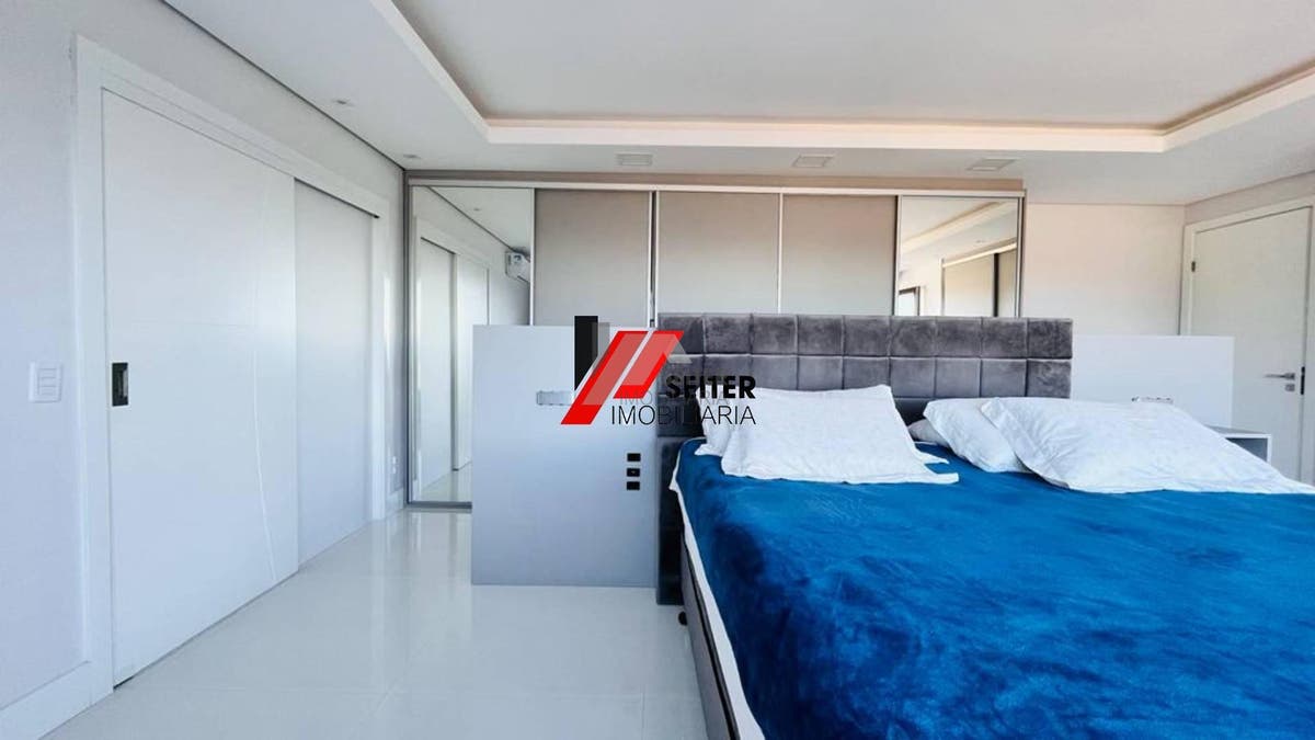 Casa com 4 quartos a venda, 285,77 de área construída Trindade