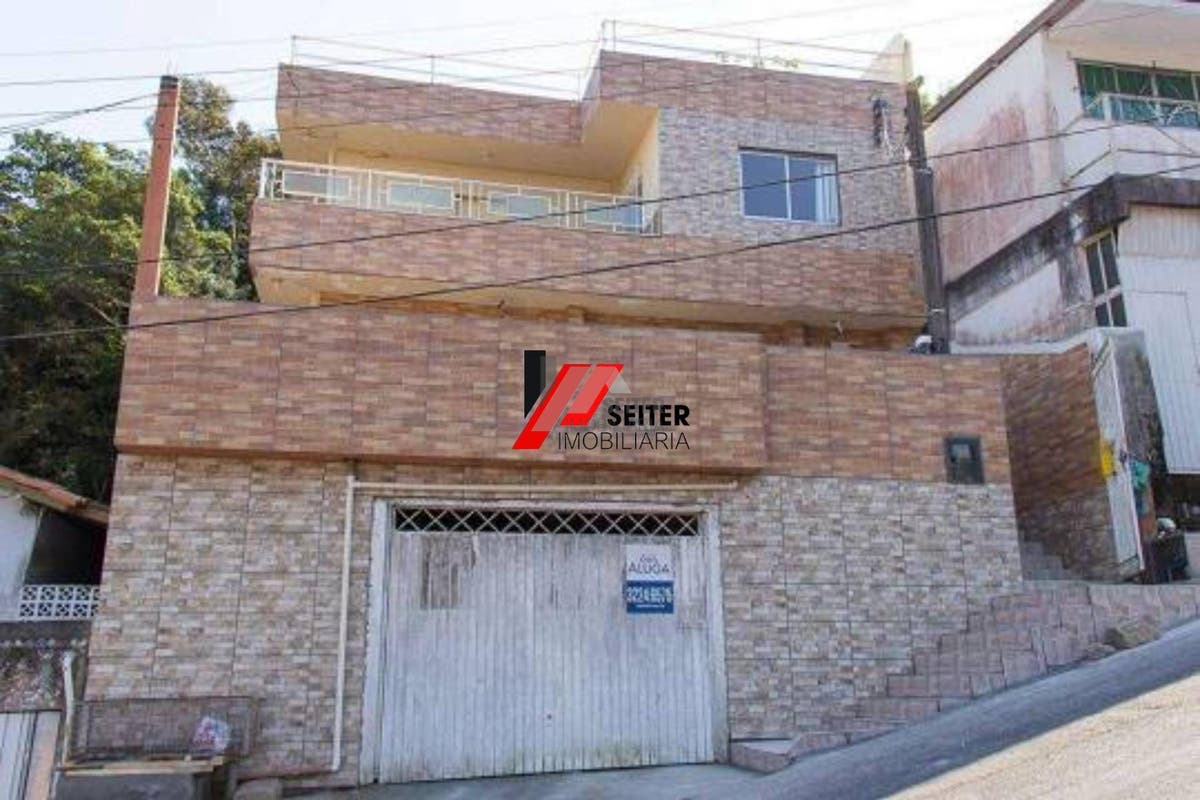 Casa a venda com 270 m² José Mendes Florianopolis