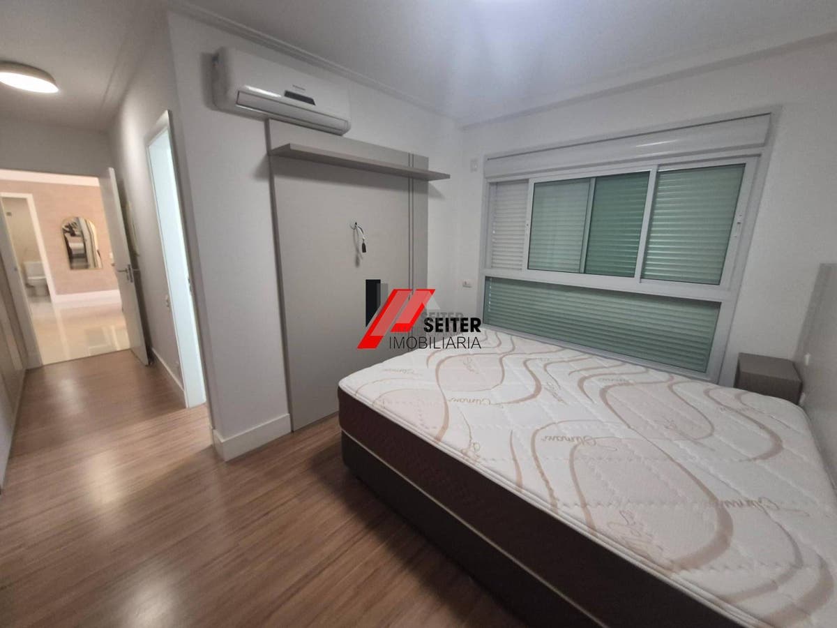 Apartamento de 2 quartos para alugar na Agronômica florianópolis