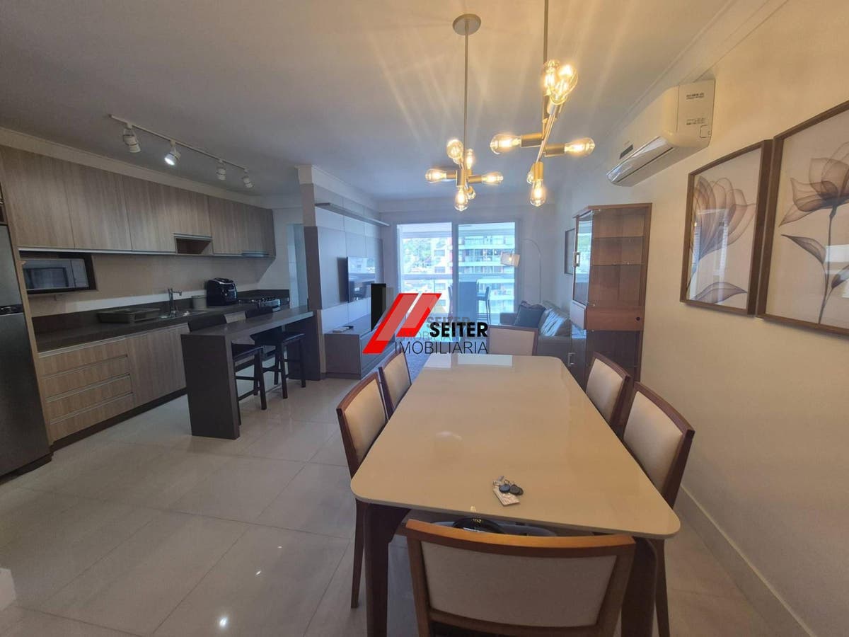 Apartamento de 2 quartos para alugar na Agronômica florianópolis