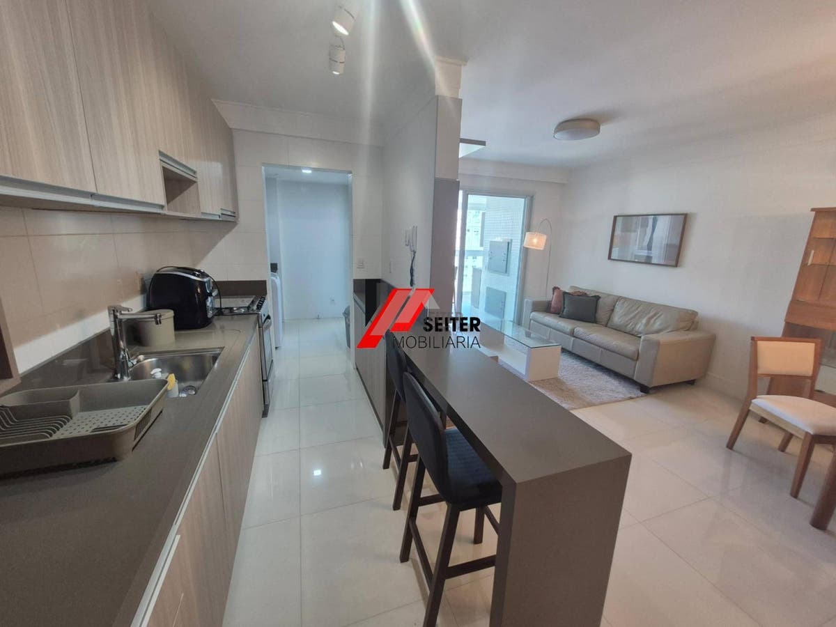Apartamento de 2 quartos para alugar na Agronômica florianópolis
