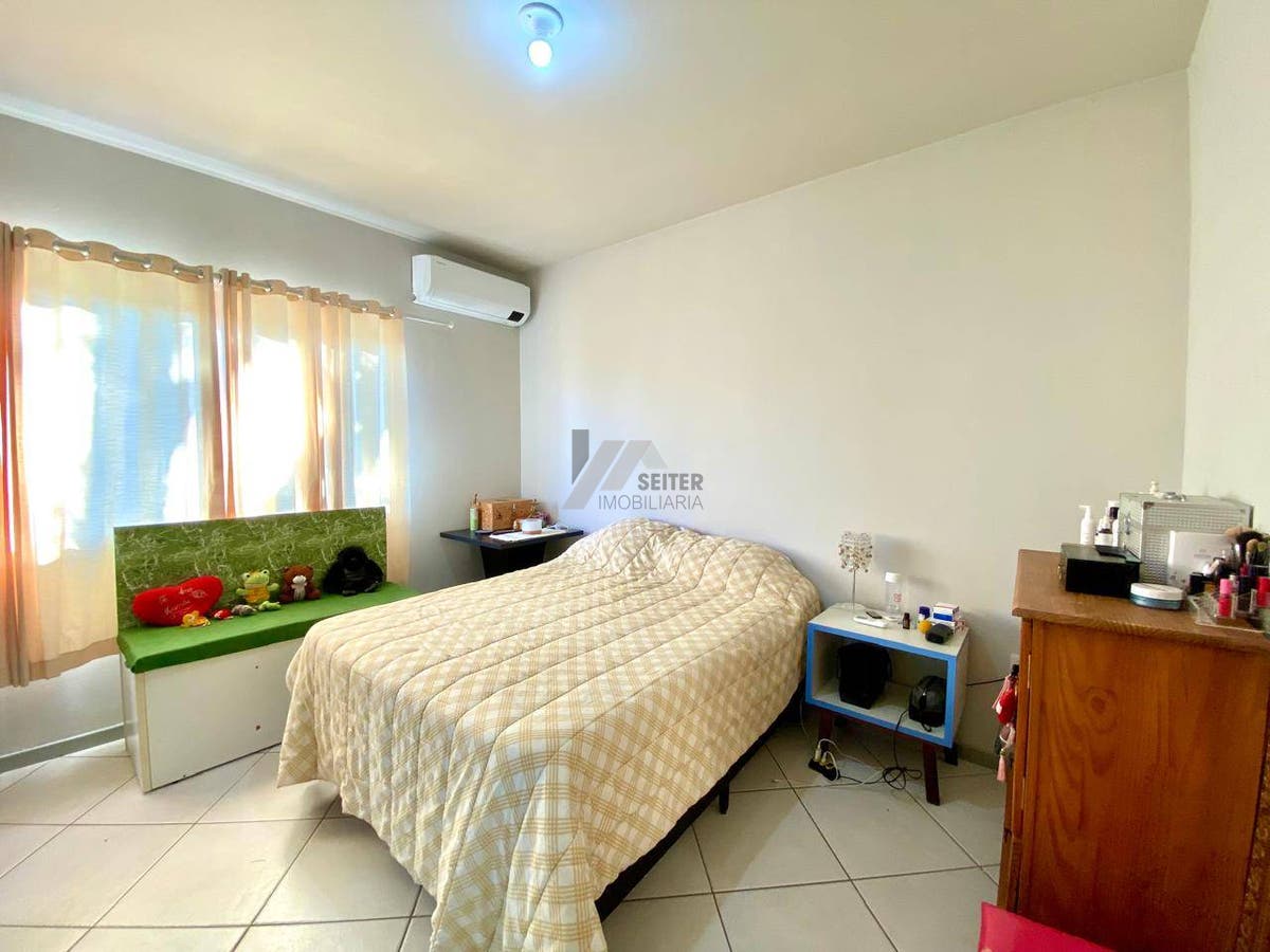 Casa de 4 dormitorios a venda Florianopolis Campeche