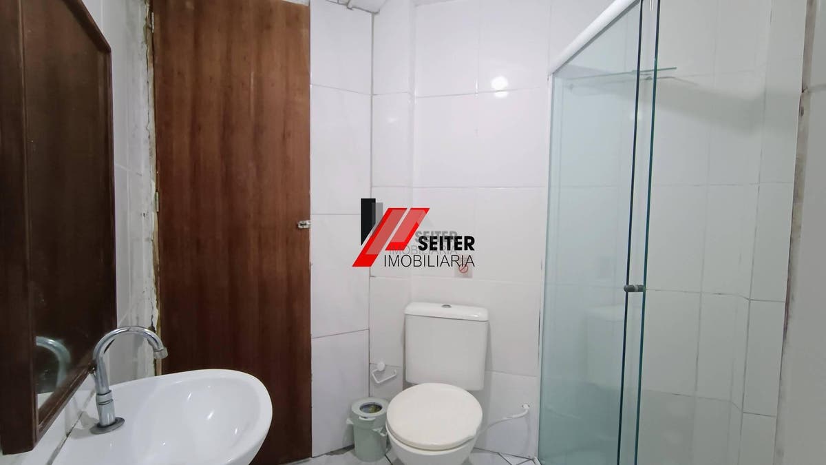 Casa comercial a venda em Canasvieiras norte de Florianópolis