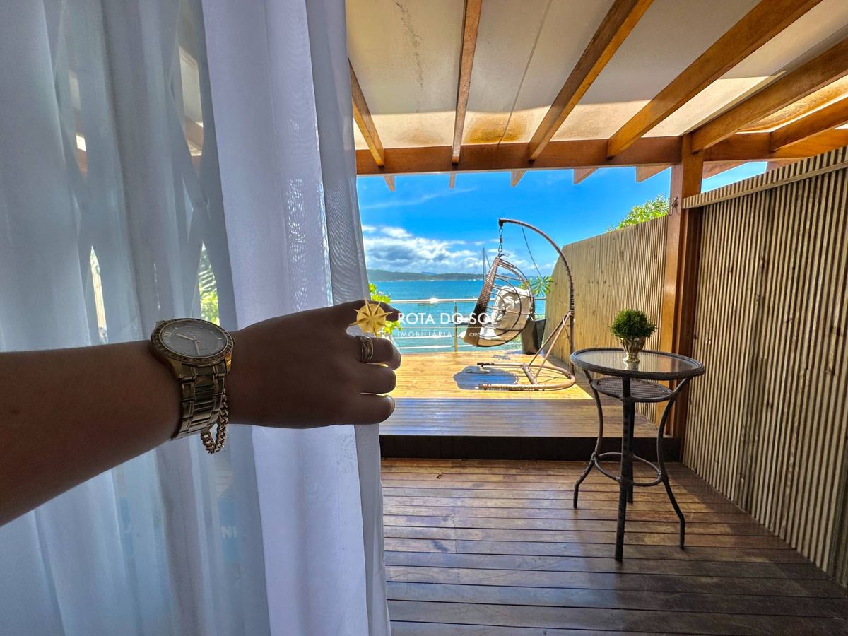 Casa Frente Mar à Venda Praia da Lagoinha Bombinhas SC - 14