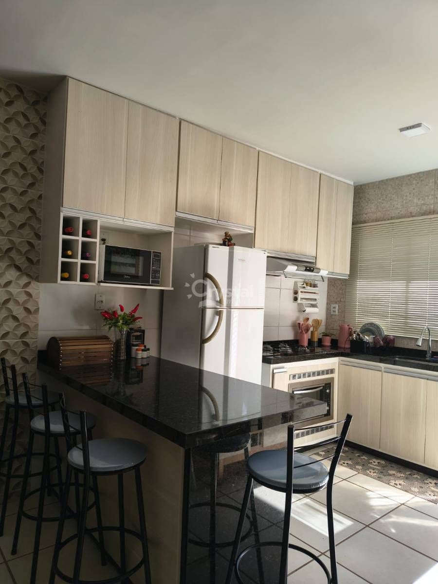 Casa de Condomíno à Venda com 2 Quartos e Cozinha Planejada em Jardim Santa Mônica. Foto 2
