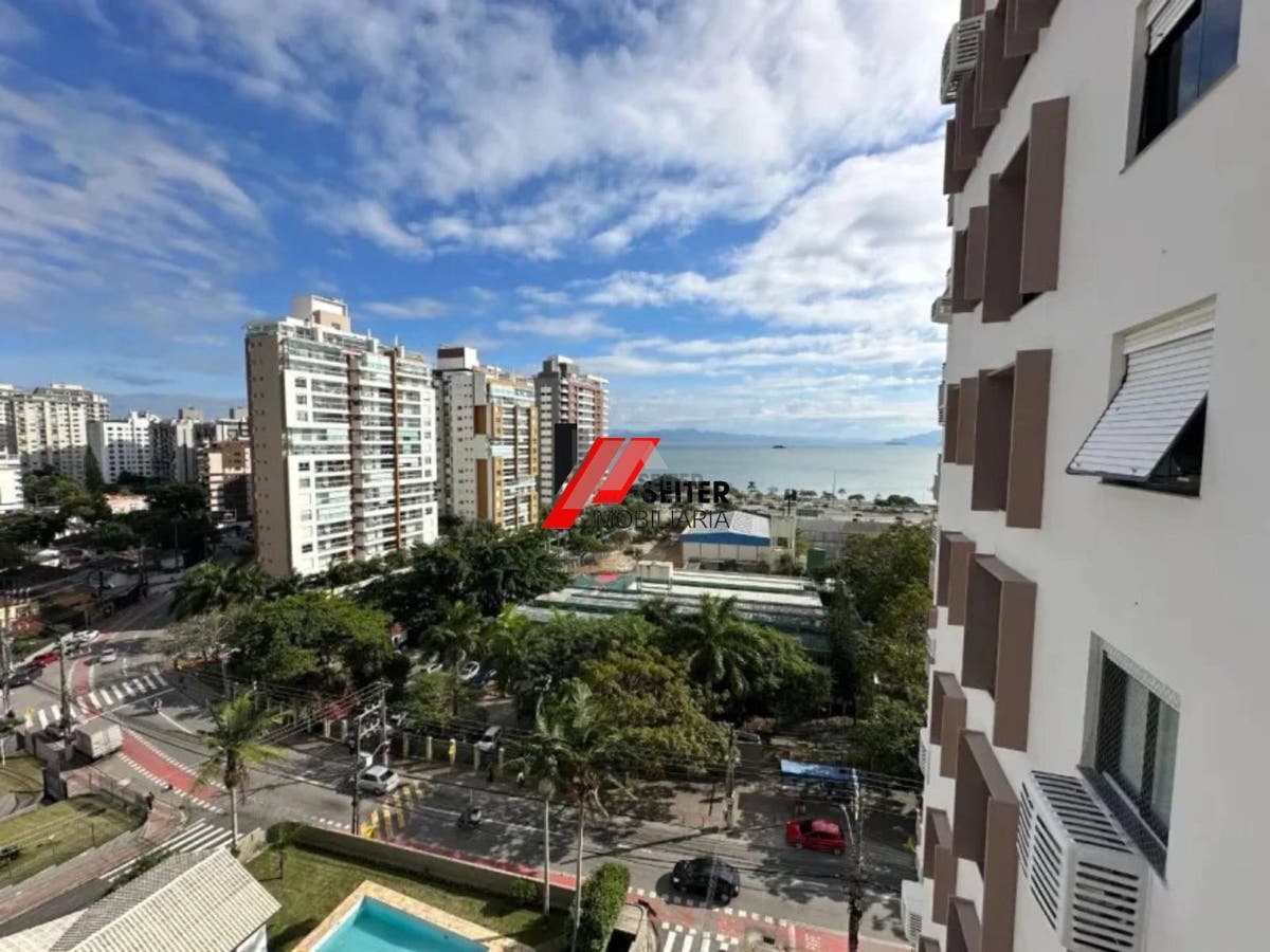 Apartamento á venda na Agronômica Florianópolis