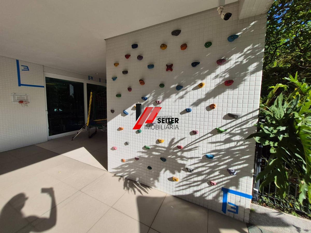 Apartamento de 2 dormitórios alto padrão para locação na Agronômica Florianópolis