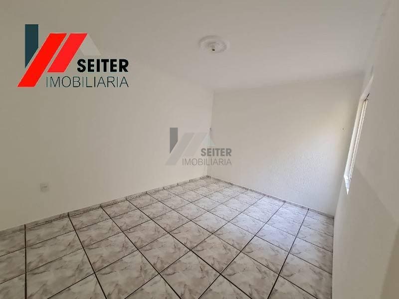 Casa 3 dormitorios para locação trindade