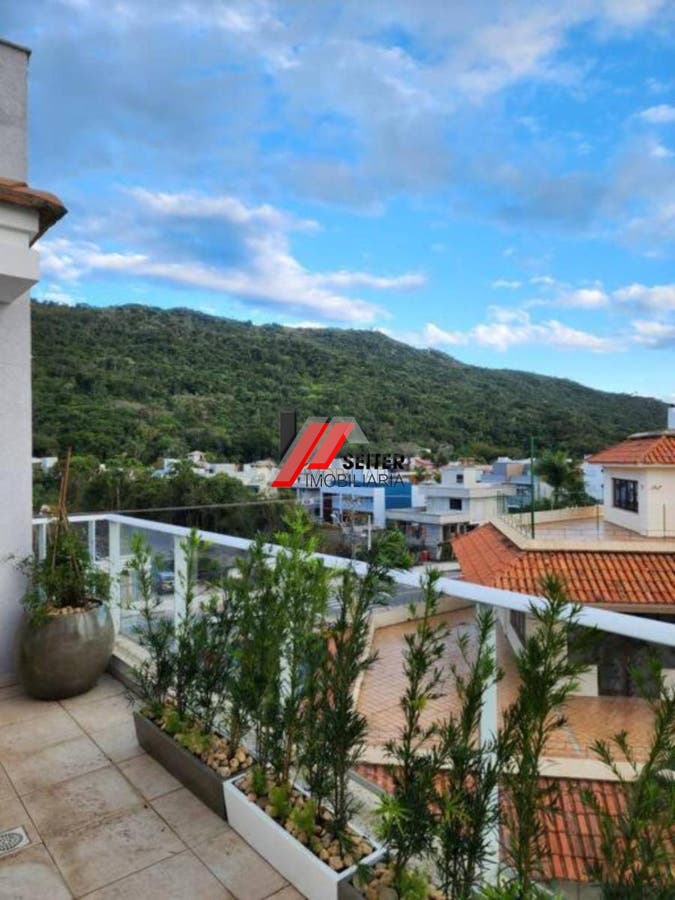 Cobertura à venda em Ponta das Canas Florianópolis