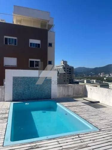 Cobertura 3 dormitórios com suite Venda Agronômica Florianópolis