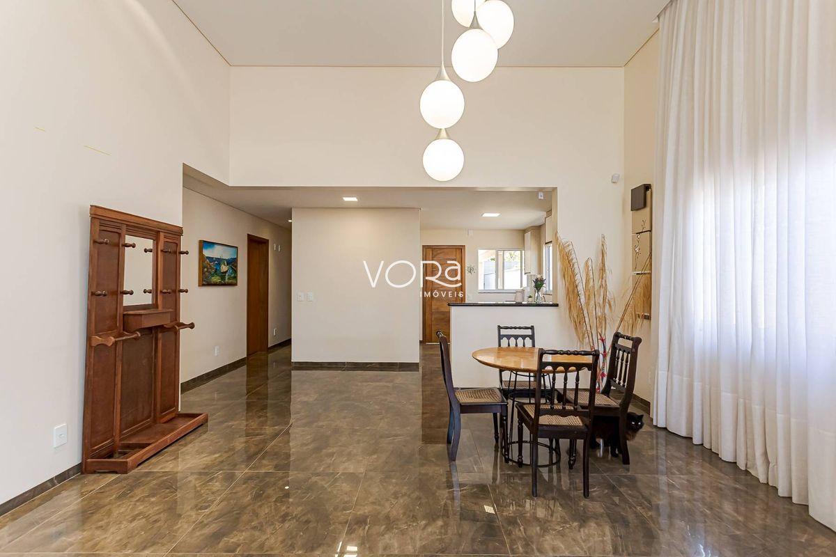 Casa, 3 quartos, 220 m² - Foto 10
