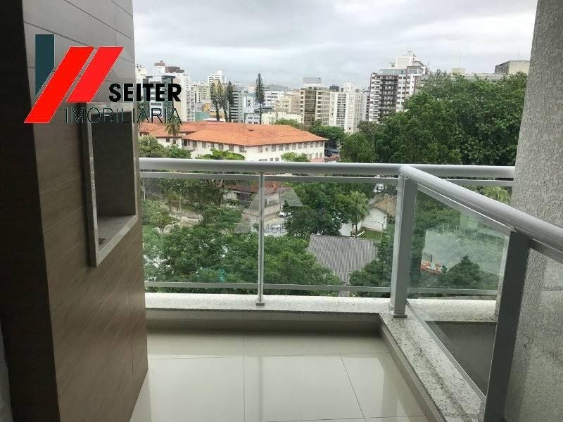 Apartamento 3 dormitórios com suite à venda centro Florianopolis