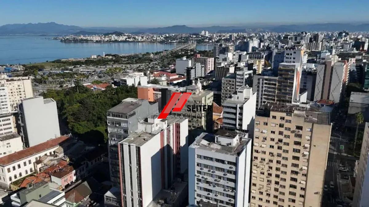 Sala comercial à venda no Centro de Florianópolis