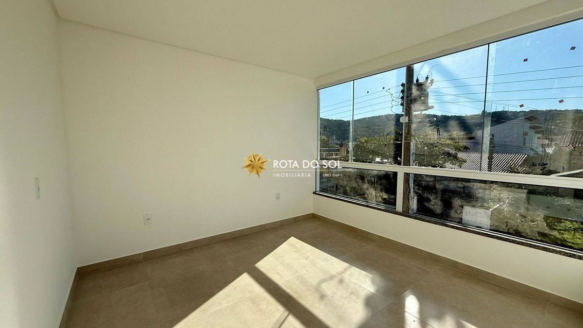 Costa Amalfitana Residencial Sobrado novo 2 suítes Praia Zimbros Bombinhas SC - 17