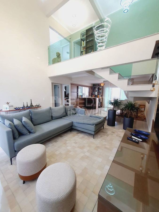Casa de 3 quartos, 260m² no bairro Centro, em Balneário Camboriú | Eu Corretor