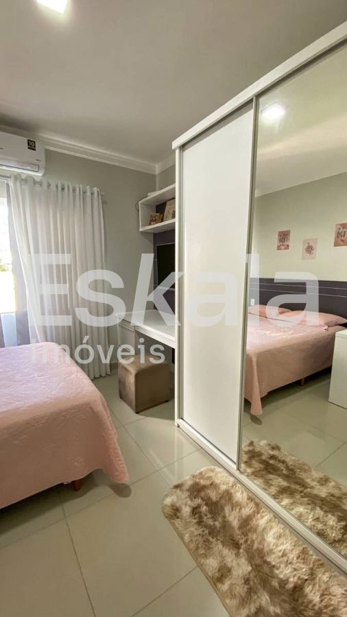 Apartamento Semi Mobiliado Com 03 Quartos Água Verde - Jaraguá Do Sul