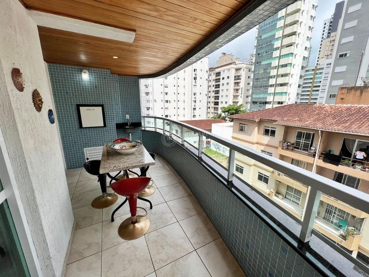 Temporada Ed. Neuza: 2 dormitórios // churrasqueira // wifi - Apartamento em Centro, Balneário Camboriú - para temporada - IMOBILIÁRIA GUILHERME LTDA
