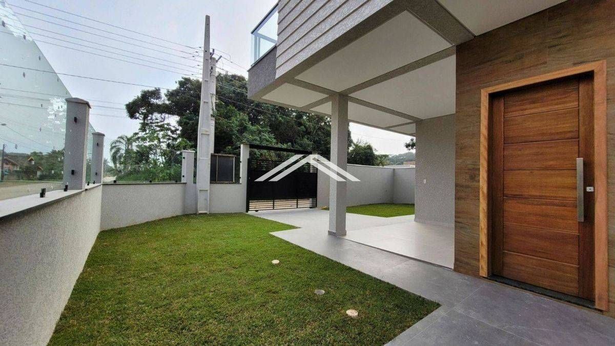 Sobrado com 3 quartos para Locação, Itapema do Norte - Itapoá - Sobrado em Itapema do Norte, Itapoá - para locação - Imobiliária Sperandio