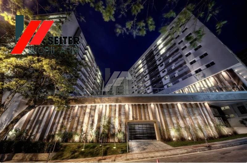 Apartamento 2 dromitorios com suite venda Itacorubi Florianopolis