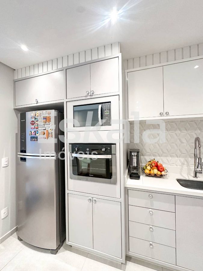 Casa geminada semimobiliada com 03 dormitórios beira rio - guaramirim