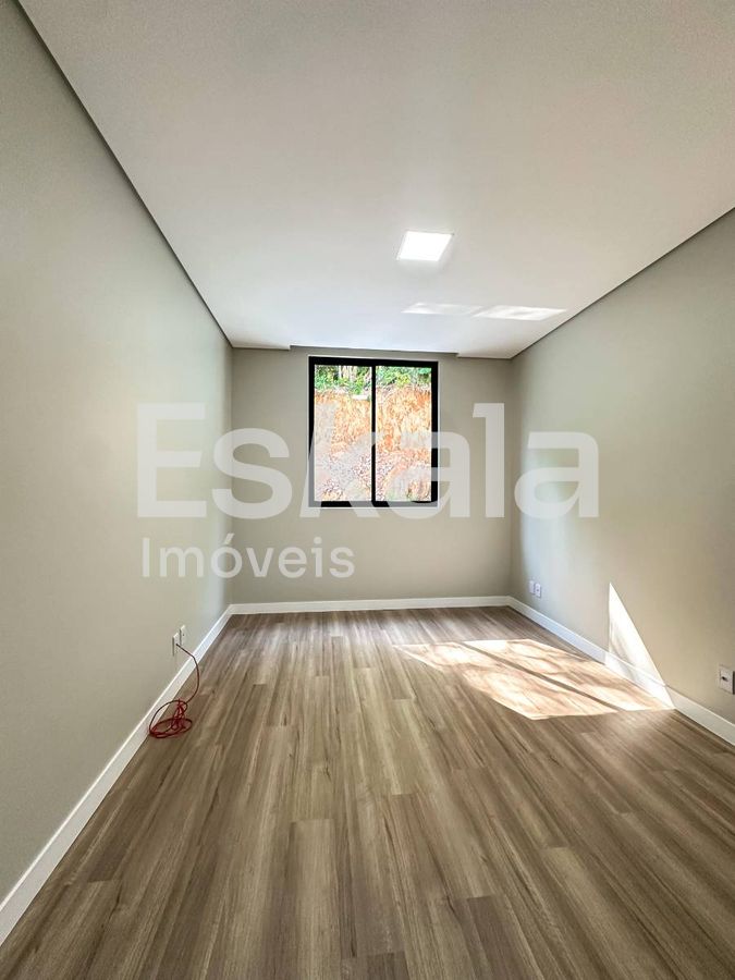 Casa Residencial Com 04 Suítes Amizade - Jaraguá do Sul
