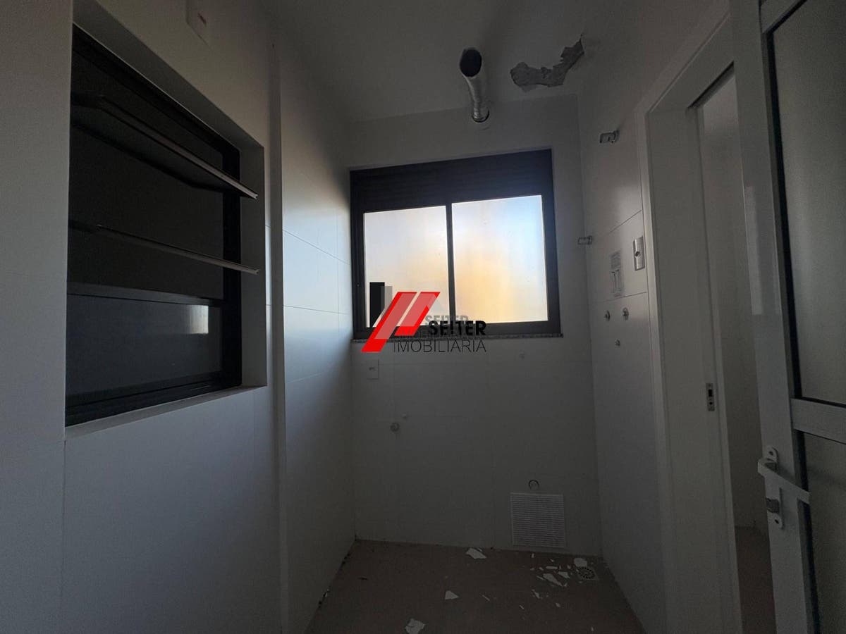 Apartamento à venda no Itacorubi Florianópolis