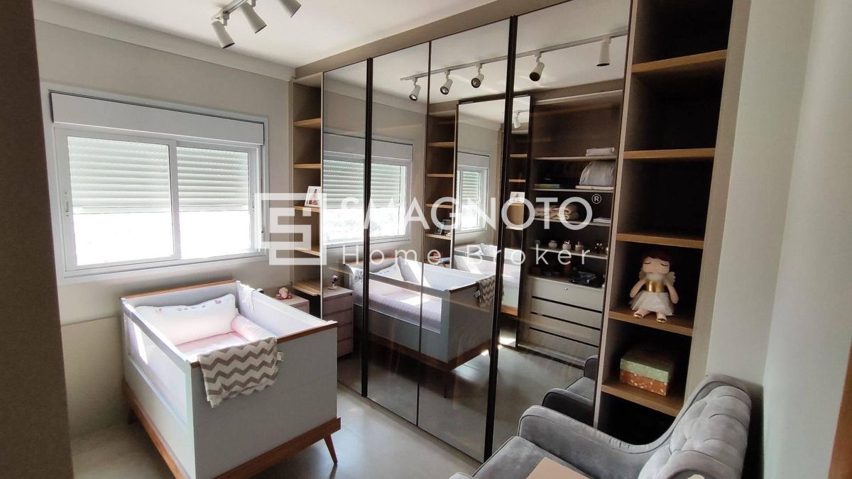 Apartamento com Marcenaria Completa e Fino Acabamento no Edifício Saint Barth