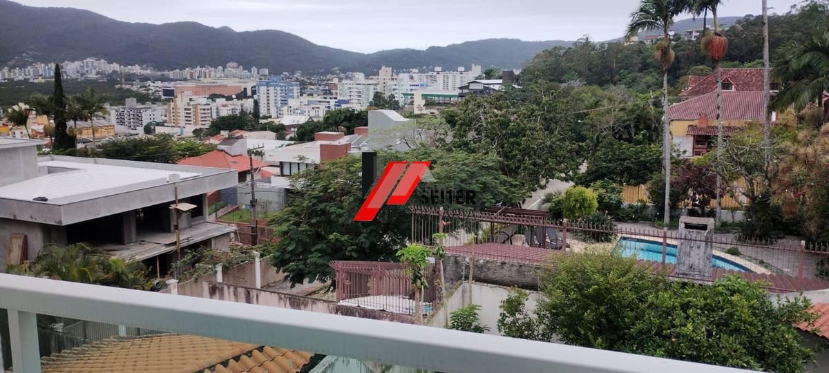 Casa a venda com 4 quartos sendo 4 suítes, 5 banheiros e 5 vagas de garagem, com area total de 279m²