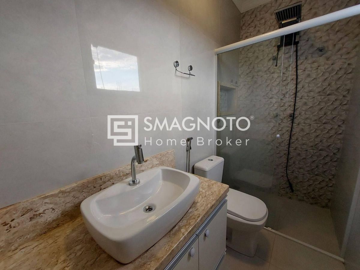 Sobrado com 3 dormitórios à venda, 191 m² por R$ 1.100.000,00 - Pompéia - Piracicaba/SP