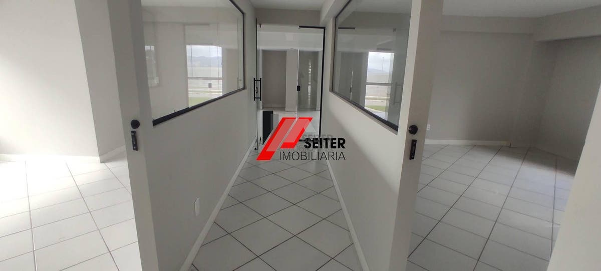 Loja /sala comercial no estreito para venda