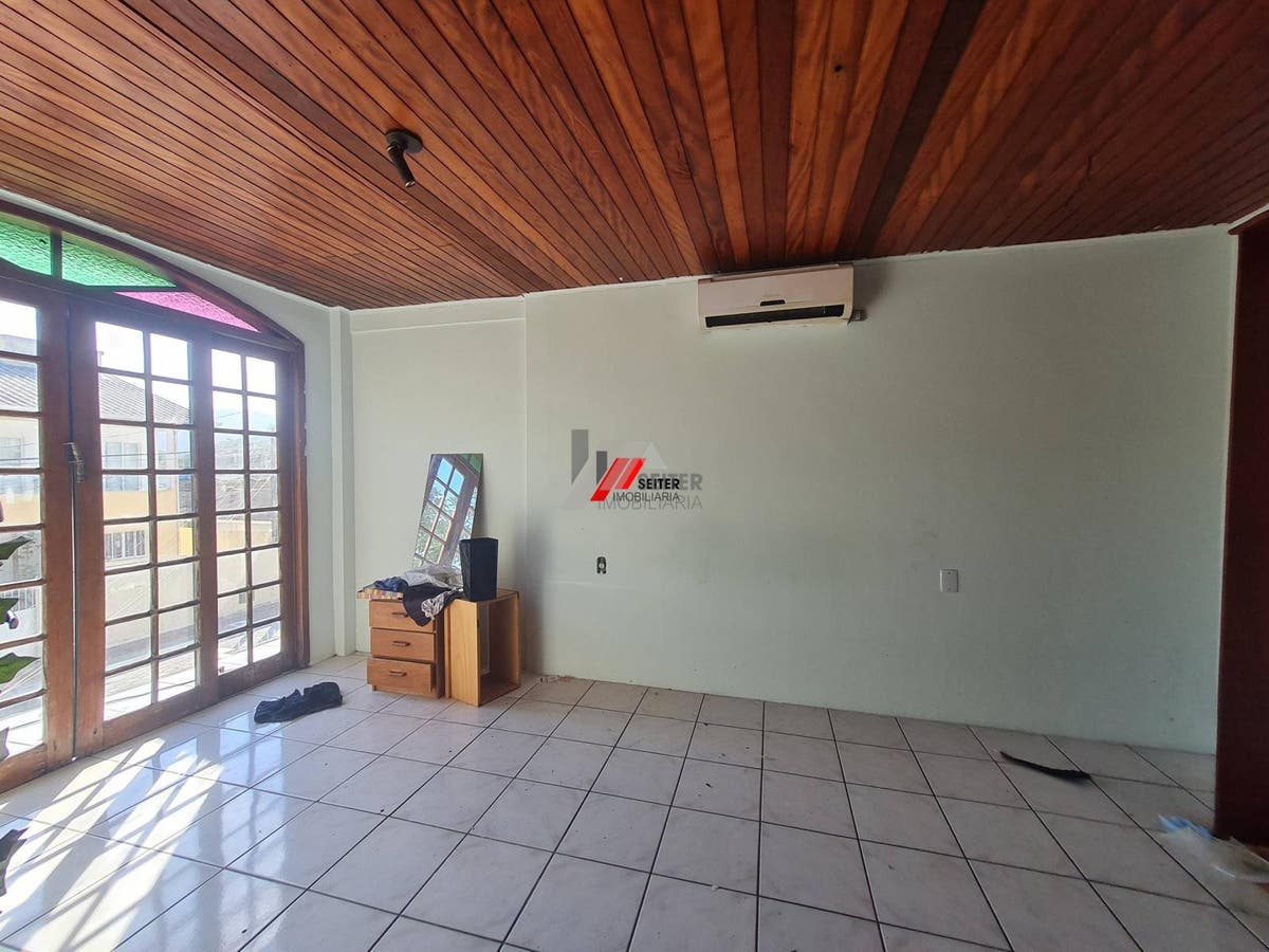 Casa grande venda Monte Verde Florianopolis