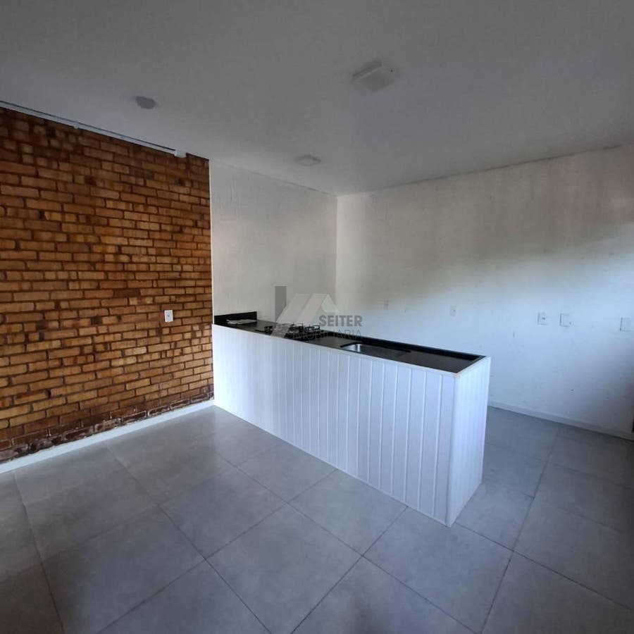 Casa para alugar no Itacorubi com 3 quartos
