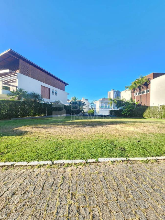 Lote/Terreno de 983m² | Eu Corretor