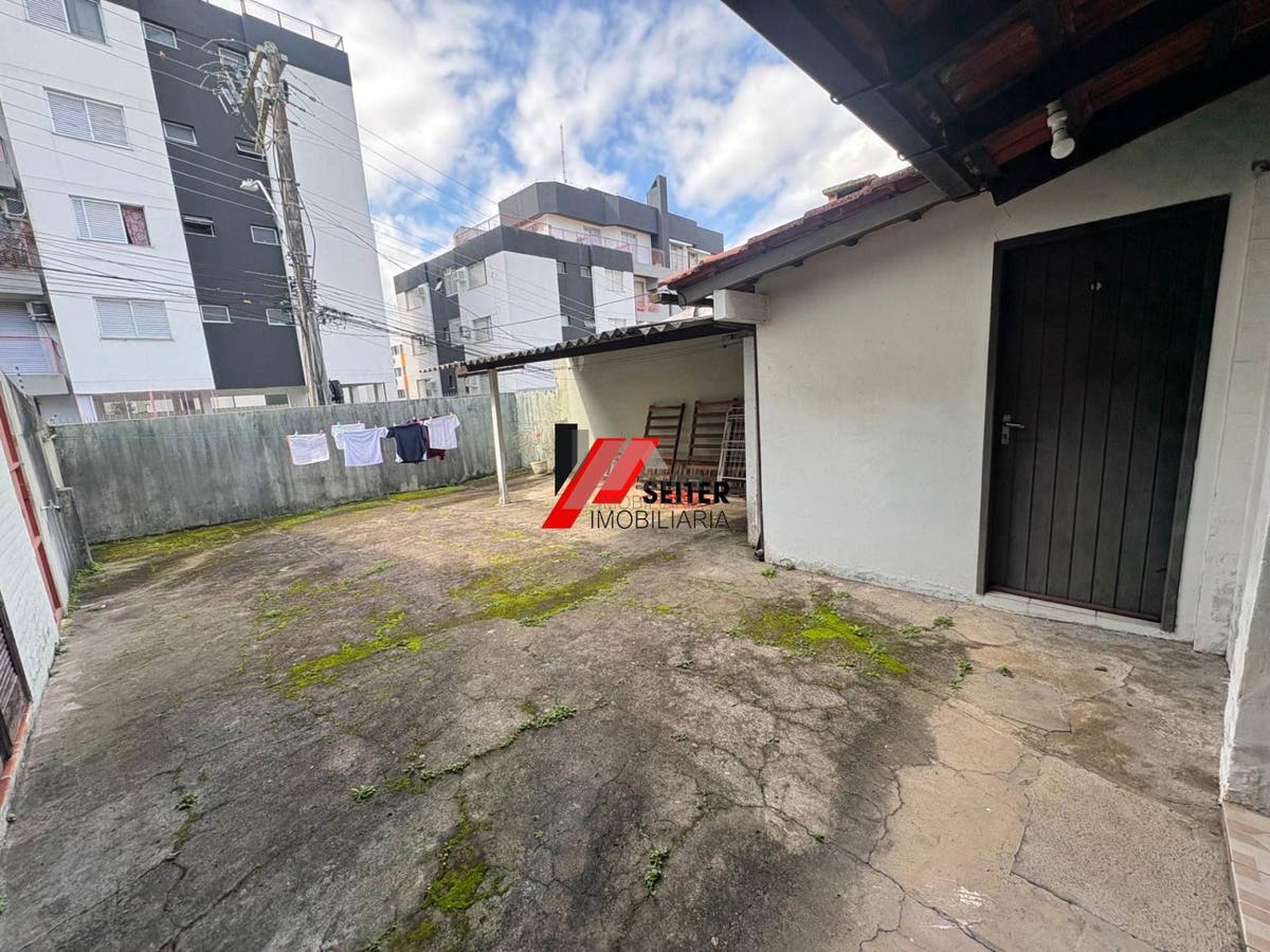 Casa a venda na carvoeira, Florianópolis.