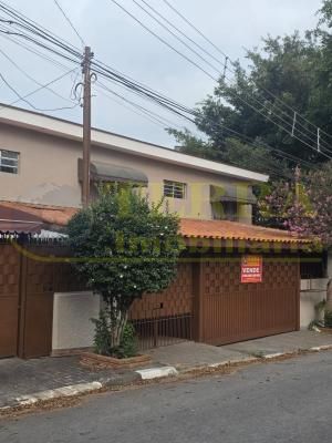 Sobrado com 5 quartos e 6 vagas no Jardim das Flores, Osasco - Academia