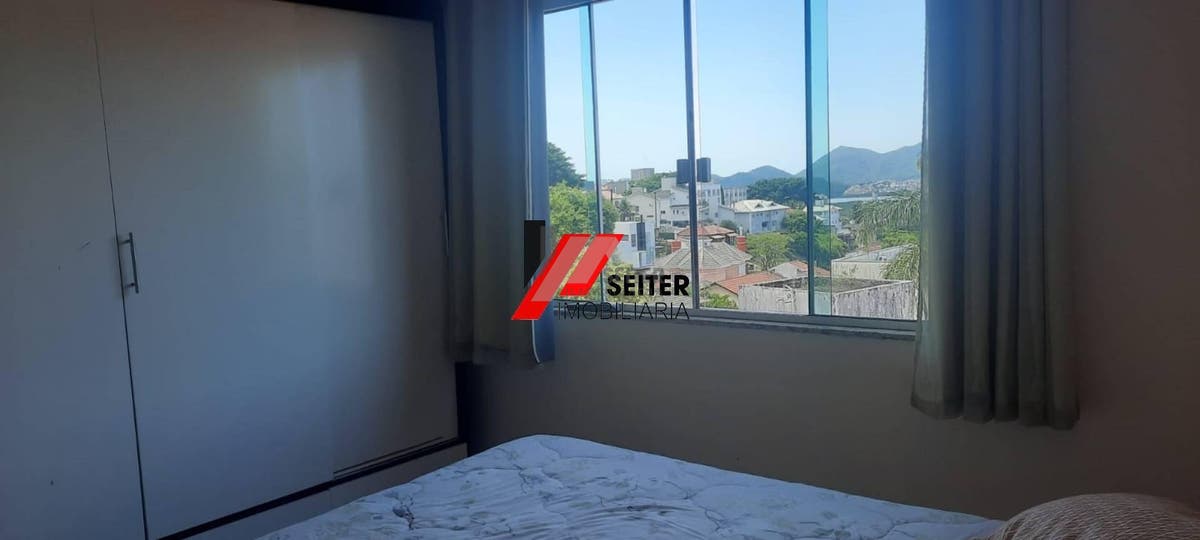 Casa a venda com 4 quartos sendo 4 suítes, 5 banheiros e 5 vagas de garagem, com area total de 279m²