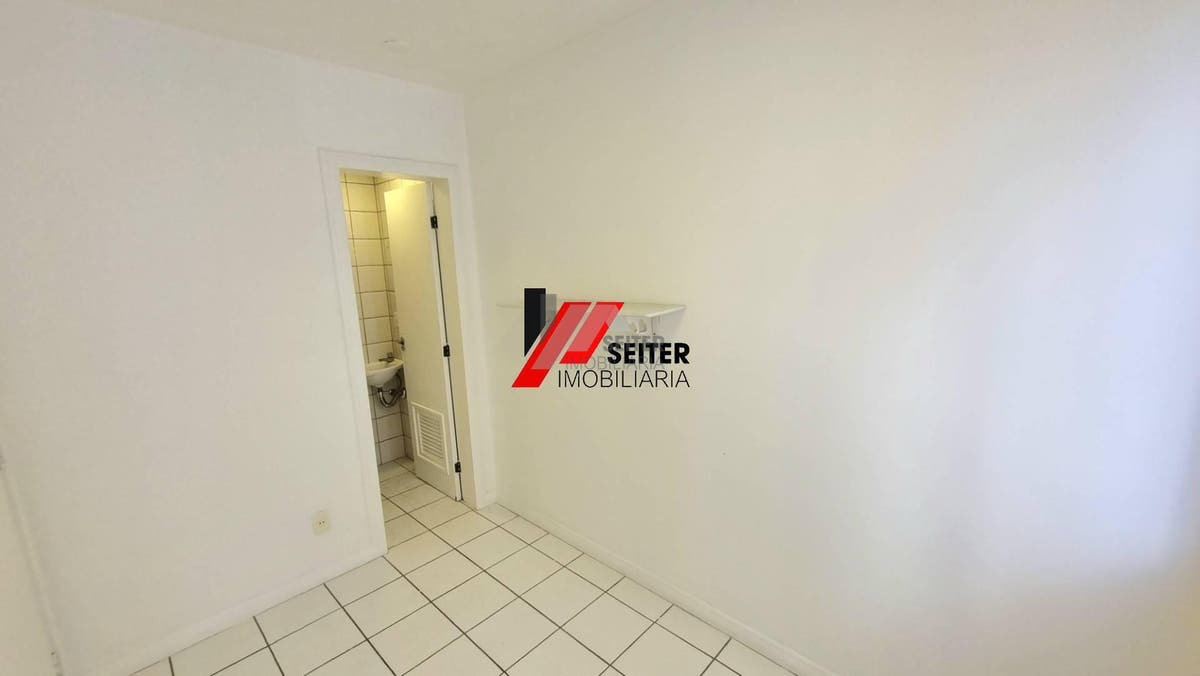 Apartamento a venda na Beira Mar Norte de Florianópolis