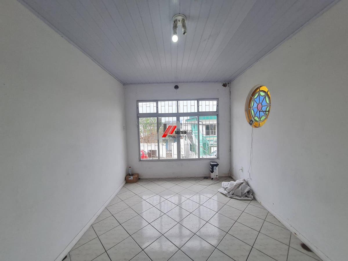 Casa de 3 dormitorios a venda no bairro Capoeiras em Florianopolis