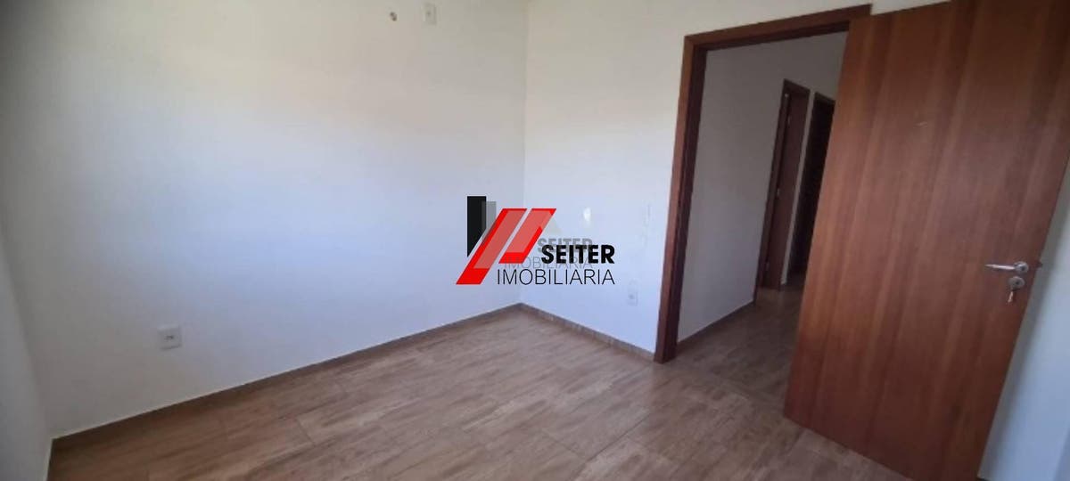 Casa de 2 dormitorios a venda Morro das Pedras Florianopolis