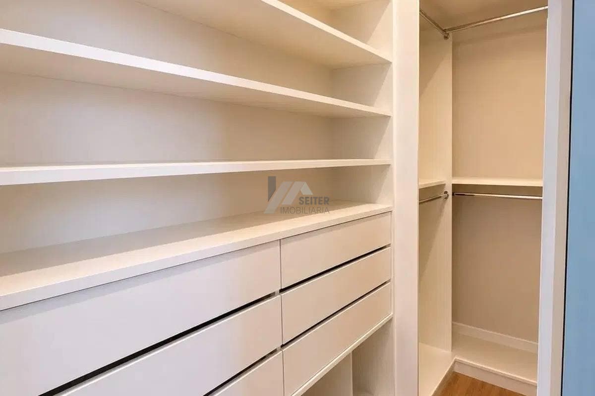 Apartamento com 3 quartos, Itacorubi - Florianópolis