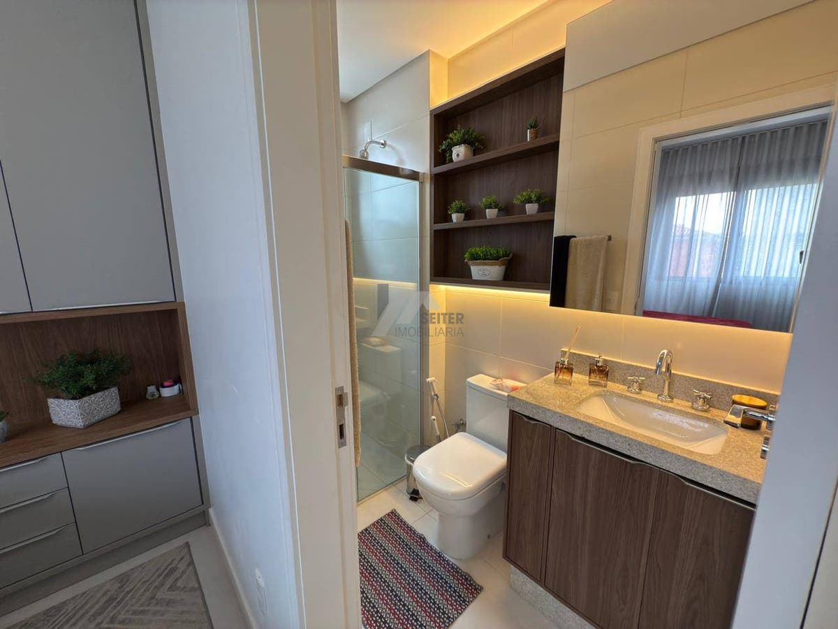 Apartamento, 3 dormitórios, para Venda no Cachoeira do Bom Jesus- Florianópolis