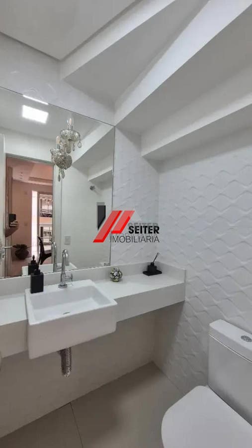 Cobertura 2 dormitórios com suite venda Centro Florianópolis